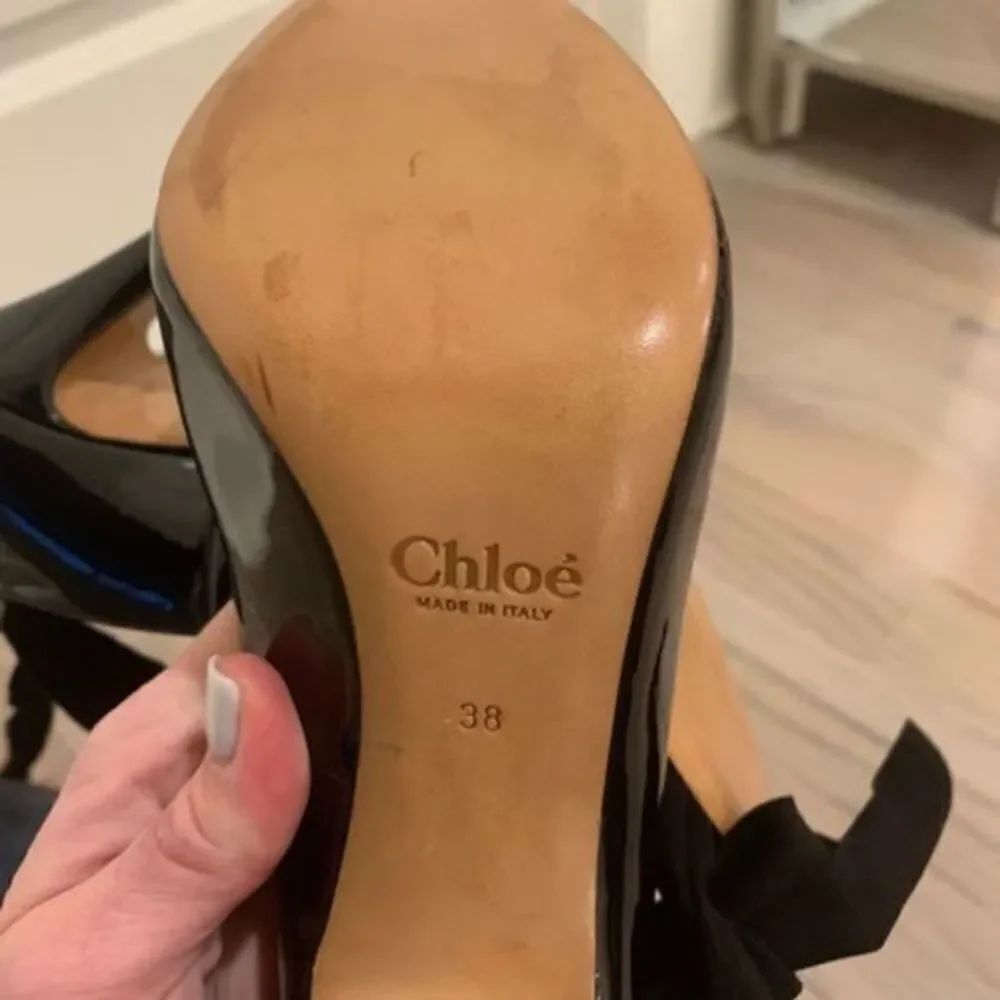 Chloe Patent Leather High Heels Black - Picture 4 of 5